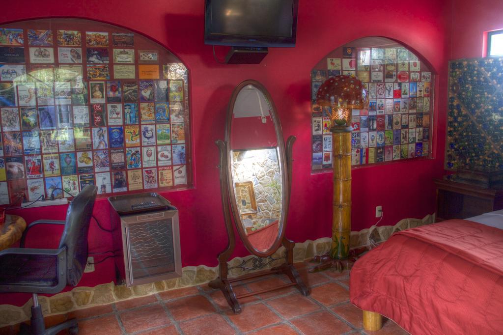 Gingerbread Restaurant & Hotel Nuevo Arenal Pokój zdjęcie