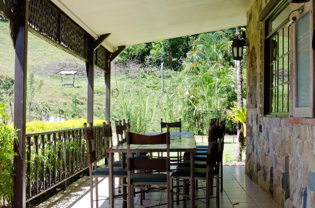 Gingerbread Restaurant & Hotel Nuevo Arenal Zewnętrze zdjęcie